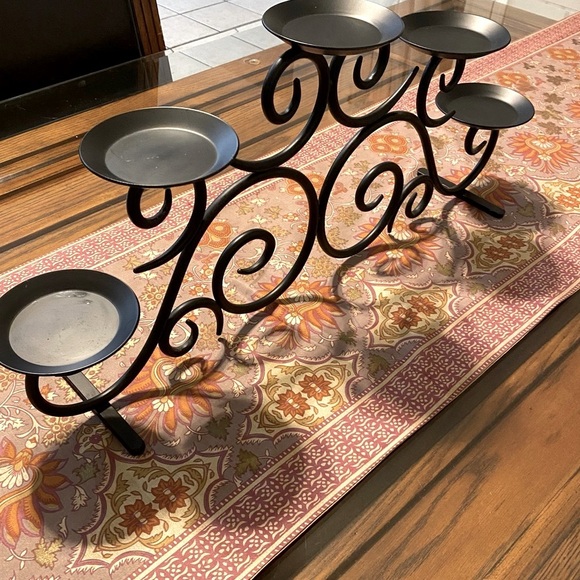 Partylite Hearthside 5 Candle Wrought Iron Pillar Centerpiece 10” x 25” x 5” - Picture 4 of 5